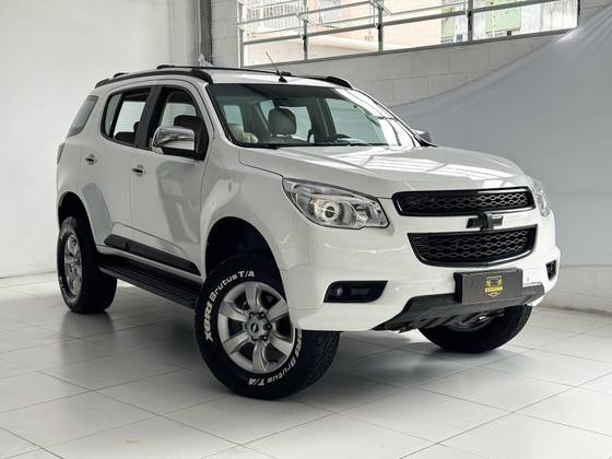 CHEVROLET TRAILBLAZER 2.8 LTZ 4X4 16V TURBO DIESEL 4P AUTOMÁTICO CHEVROLET TRAILBLAZER 2.8 LTZ 4X4 16V TURBO DIESEL 4P AUTOMÁTICO